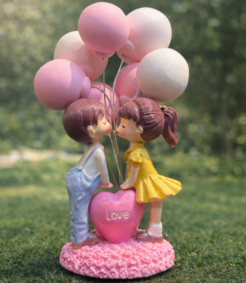 Valentine Showpiece Gifts